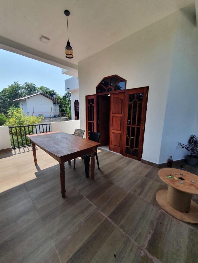 Airport Layover B&B Katunayaka Bagian luar foto