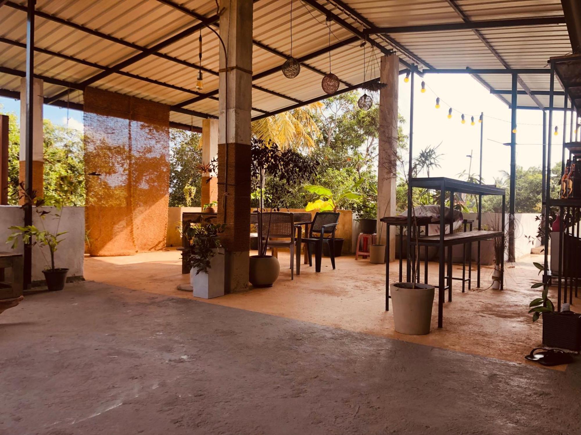 Airport Layover B&B Katunayaka Bagian luar foto